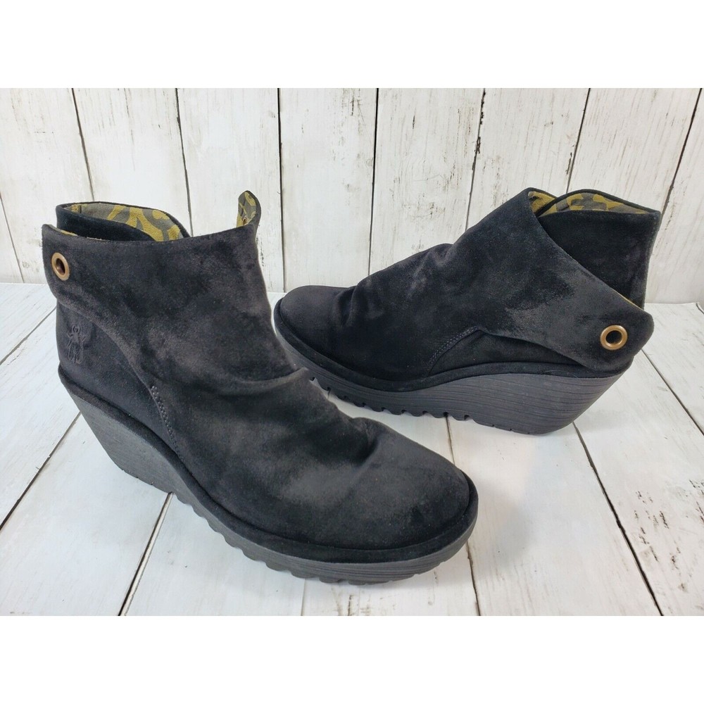Fly London Yebi Oil Suede Black Wedge Shoes Women's Size 10